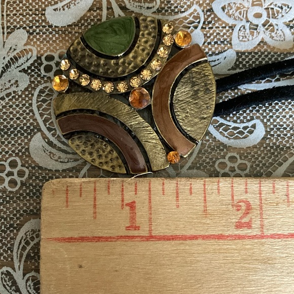 Unmarked  gt necklace with yellow/orange rhinestones enamel arcs $18 - Picture 4 of 5